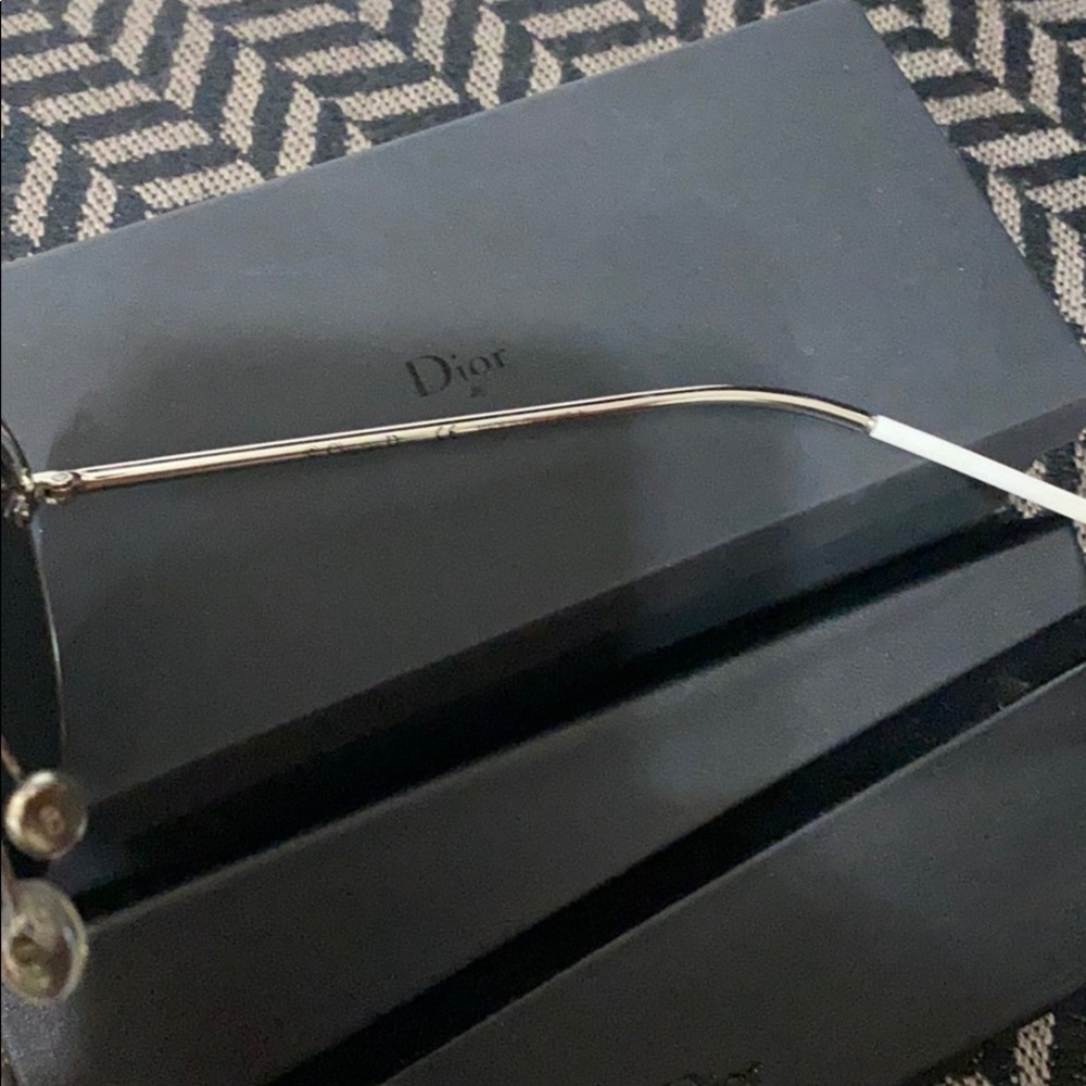 DIOR - Picture 5 of 11